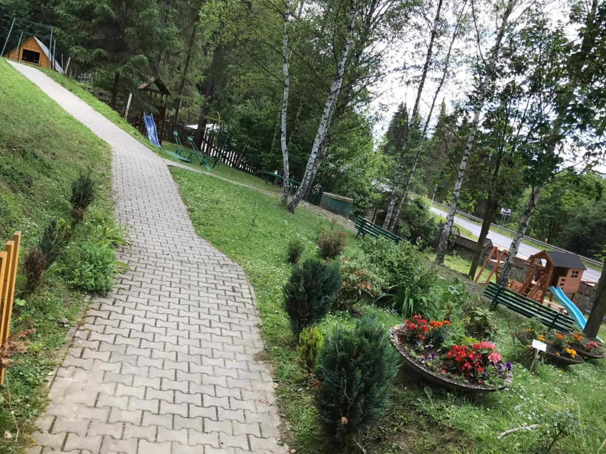 Готель Ukazika Оравка Екстер'єр фото